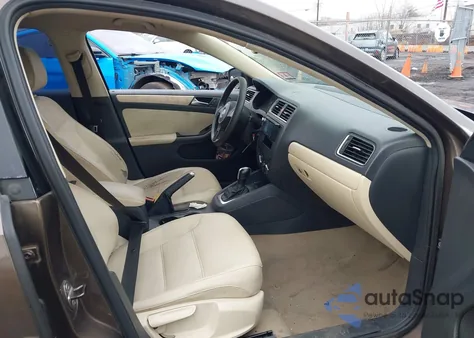 2011 Volkswagen Jetta 2.5L Se z USA, uszkodzony, nr VIN 3VWDX7AJ4BM056582